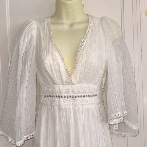 Vintage 70s Jack Kramer White V Neck Crinkle Cloth Flutter Sleeve Maxi Dress - Picture 2 of 8